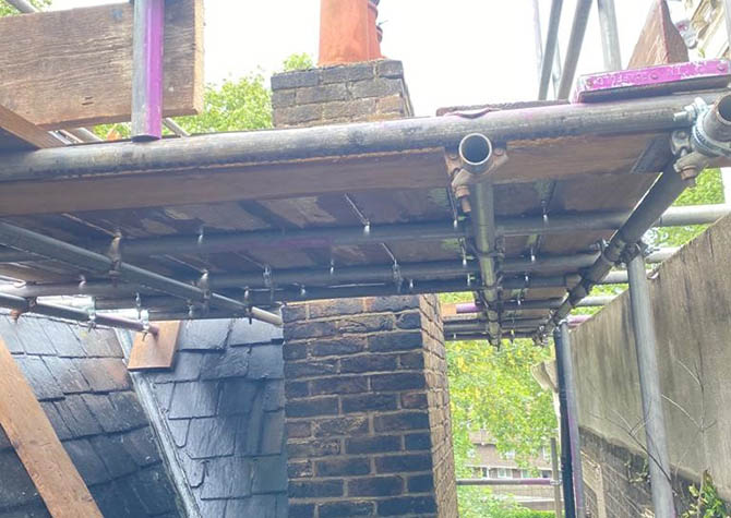 Listed building chimney stack scaffold